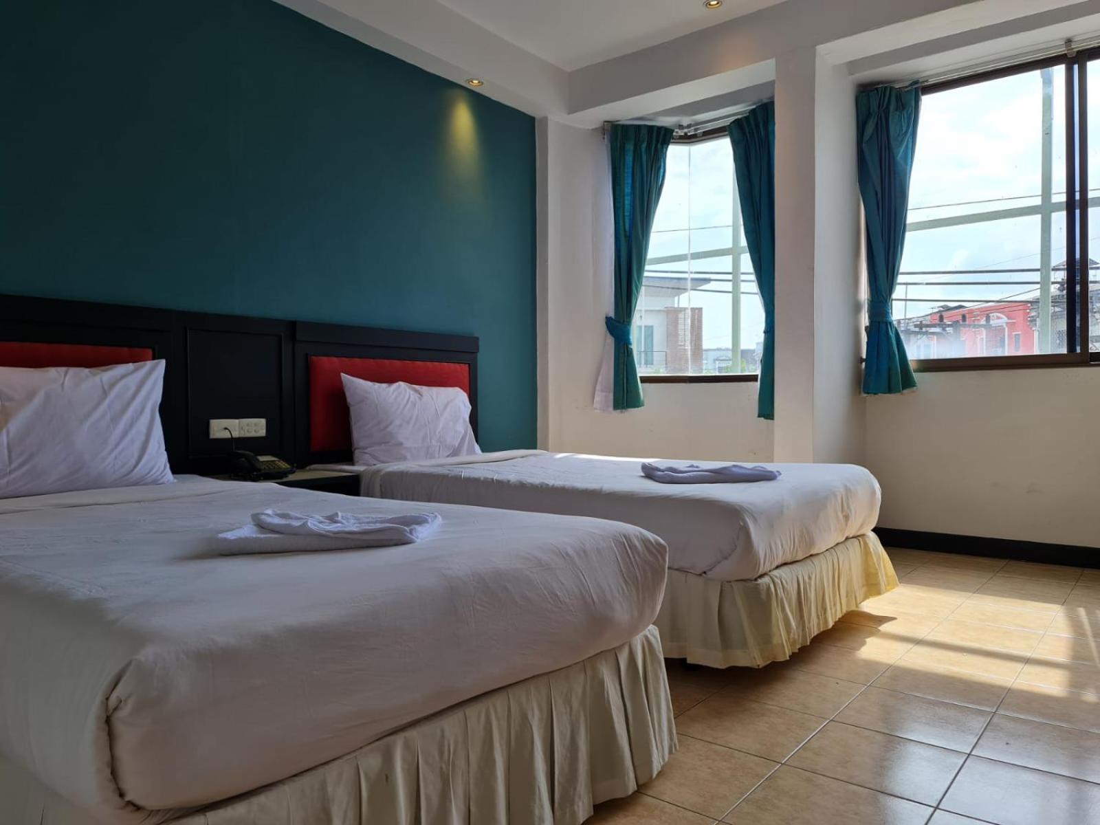 Desa Phuket Hotel Ngoại thất bức ảnh