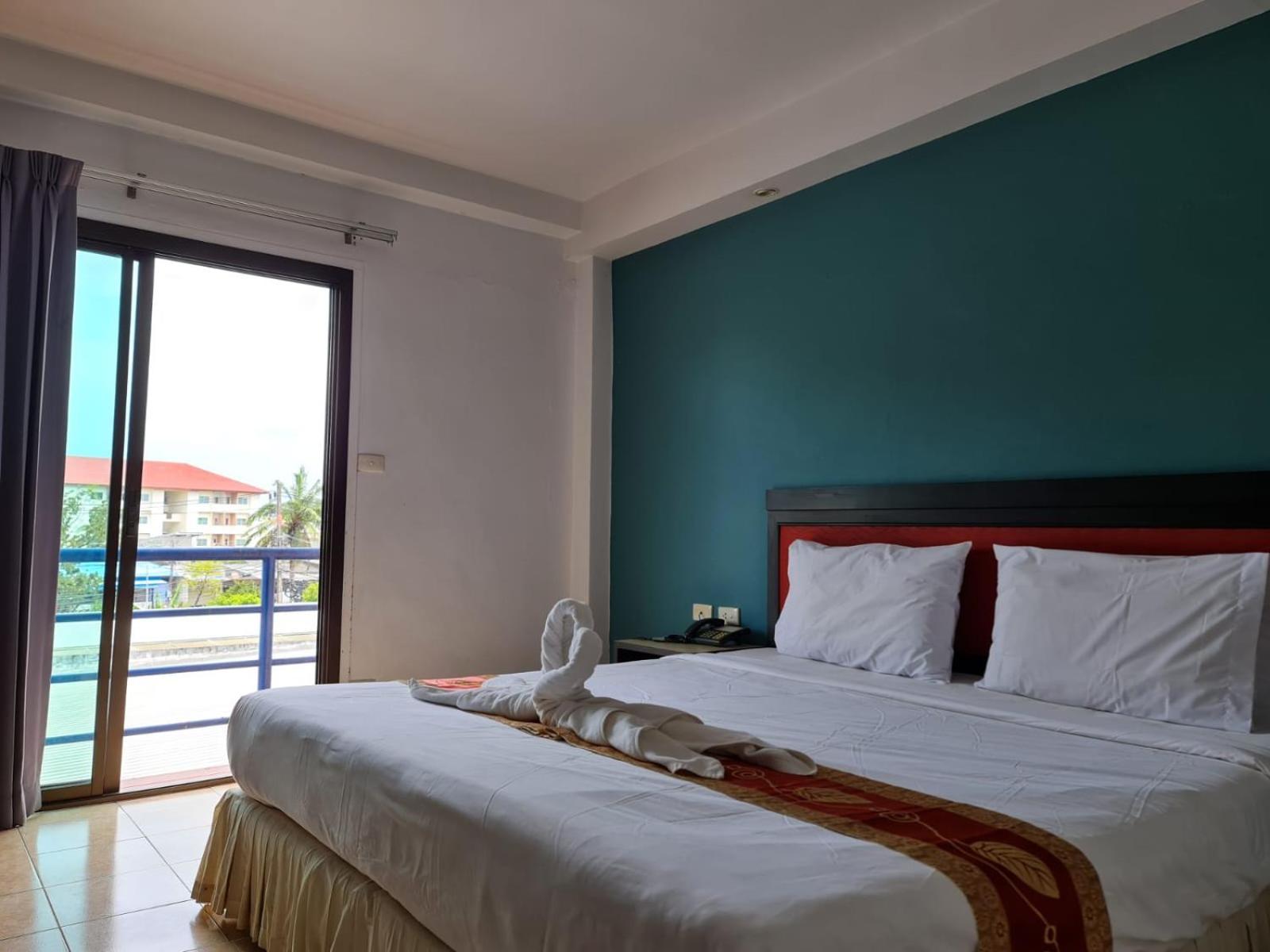 Desa Phuket Hotel Ngoại thất bức ảnh