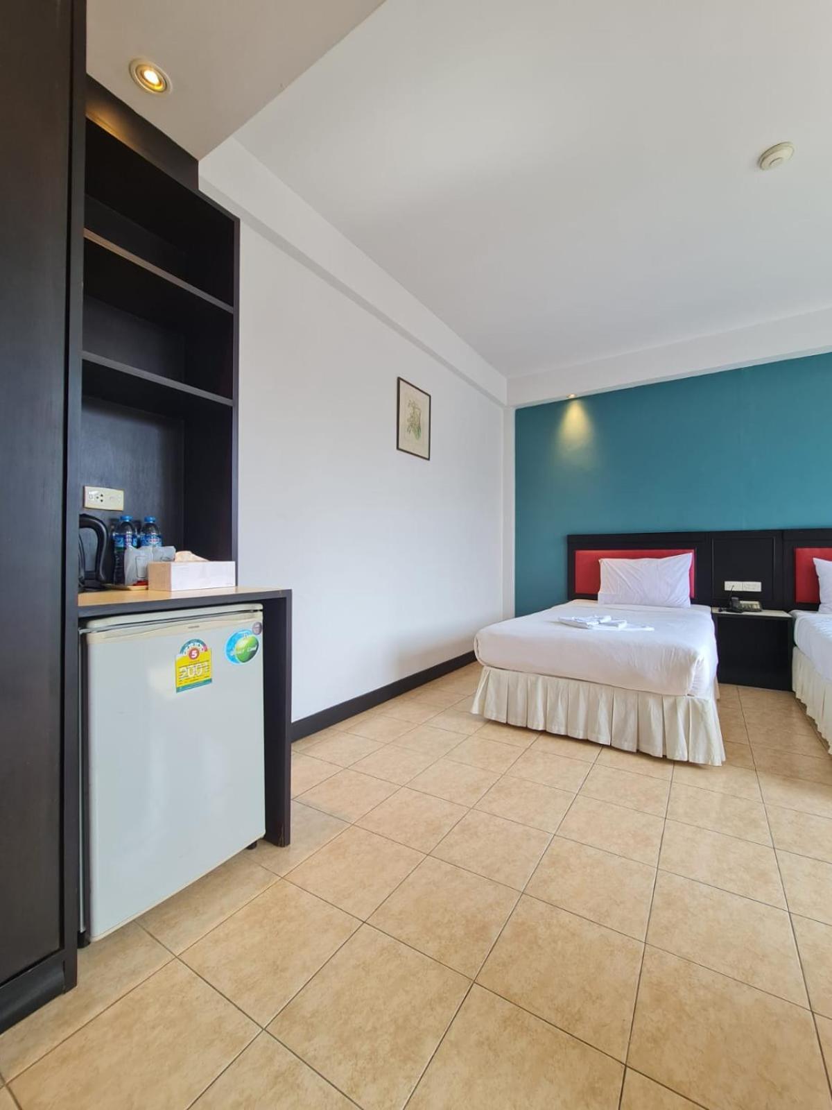 Desa Phuket Hotel Ngoại thất bức ảnh