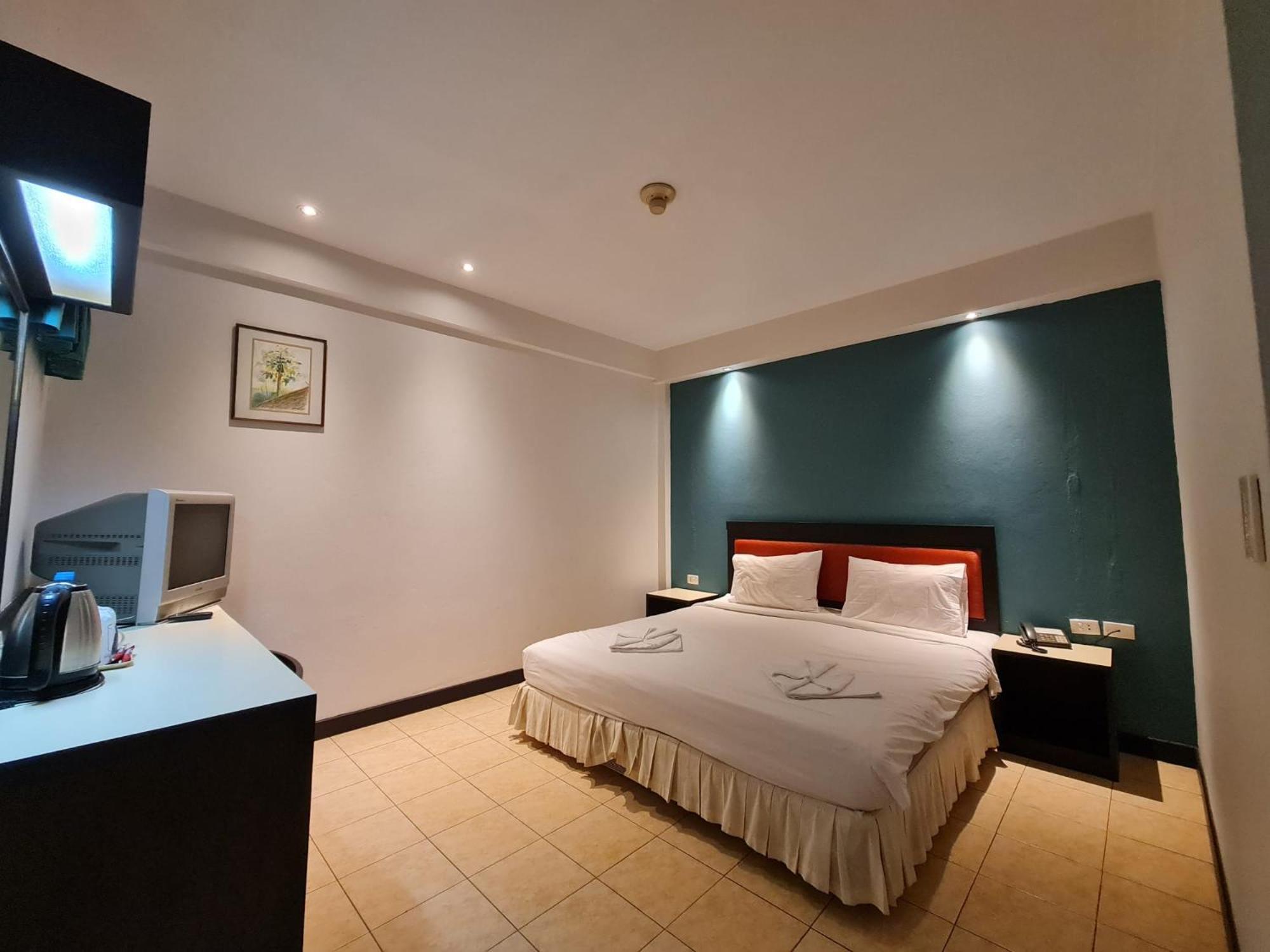 Desa Phuket Hotel Ngoại thất bức ảnh